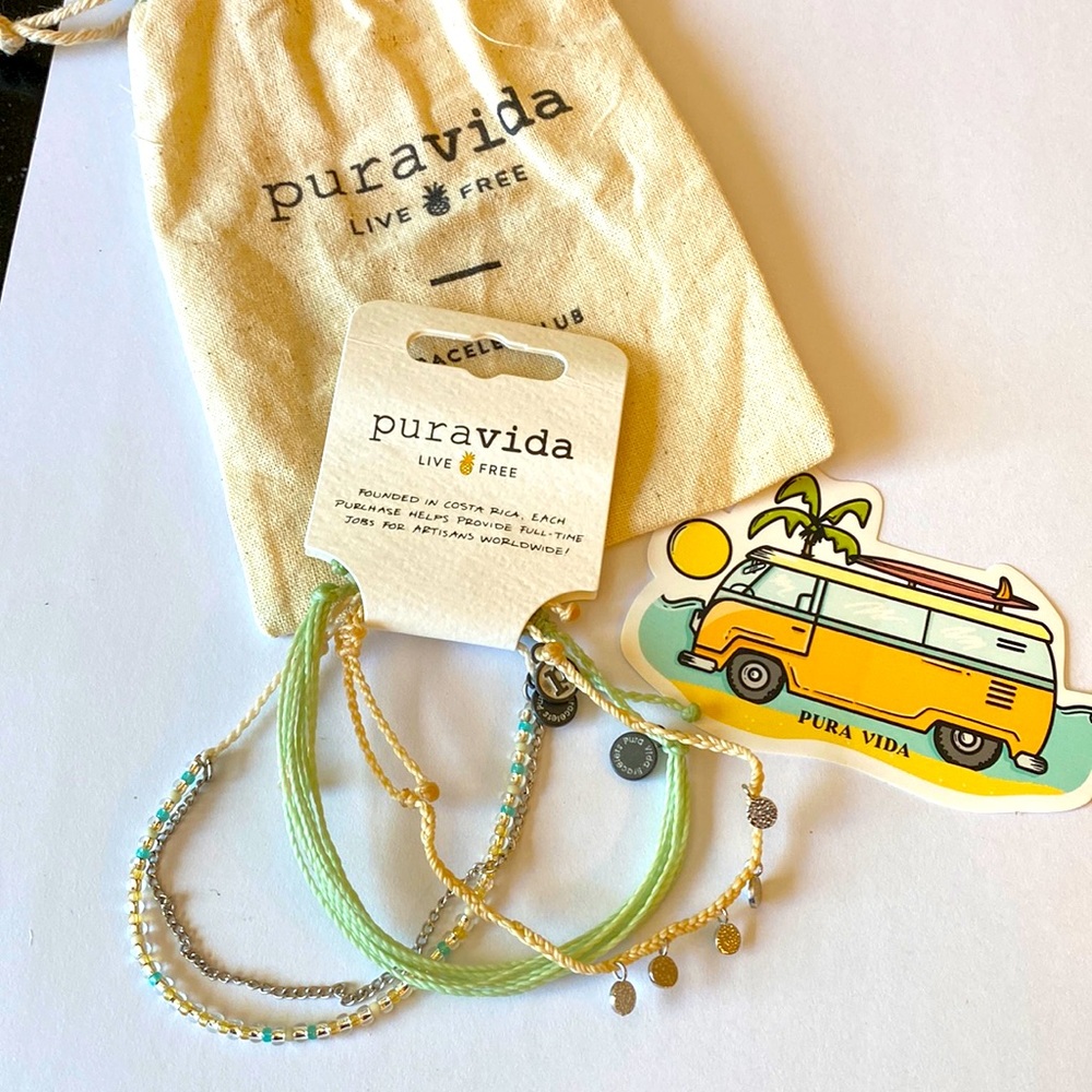 Pura Vida 3 pack bracelets!